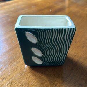 Pottery Vintage Royal Copley MCM Art Deco Riddle Planter/Catchall, Green & White